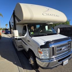 2016 Thor Motor Coach Chateau 23U