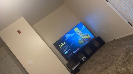 Samsung 65” TV With Samsung Soundbar