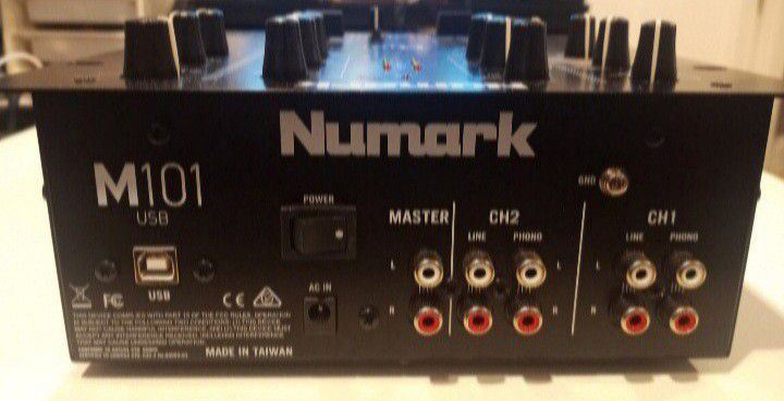 Great Price! Numark M101 USB Total Black 2-Channel DJ Mixer! Practically New!
