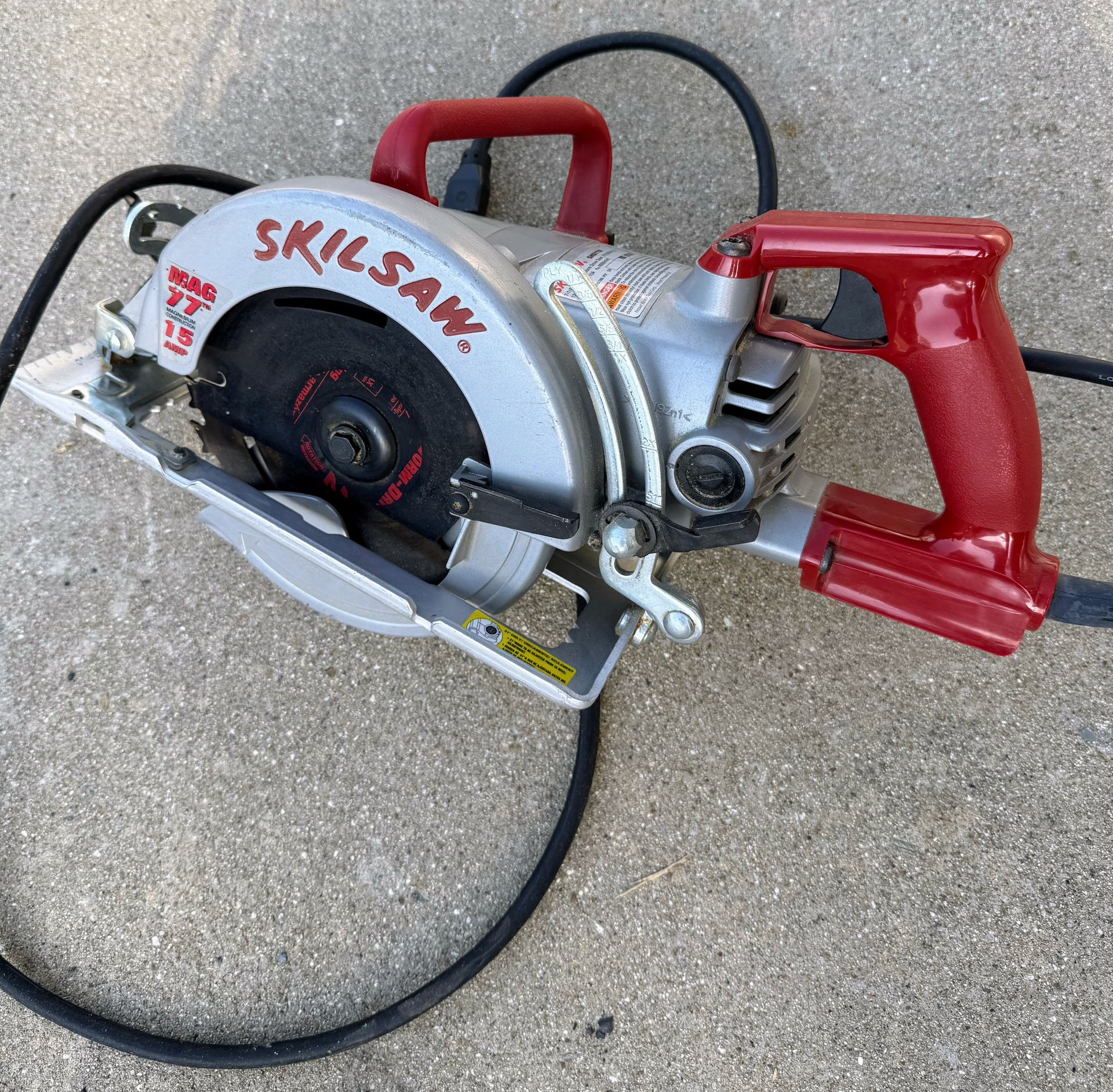 SKILSAW Worm Drive Saw