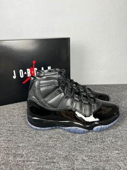COMME des GARÇONS HOMME PLUS x Air Jordan 11