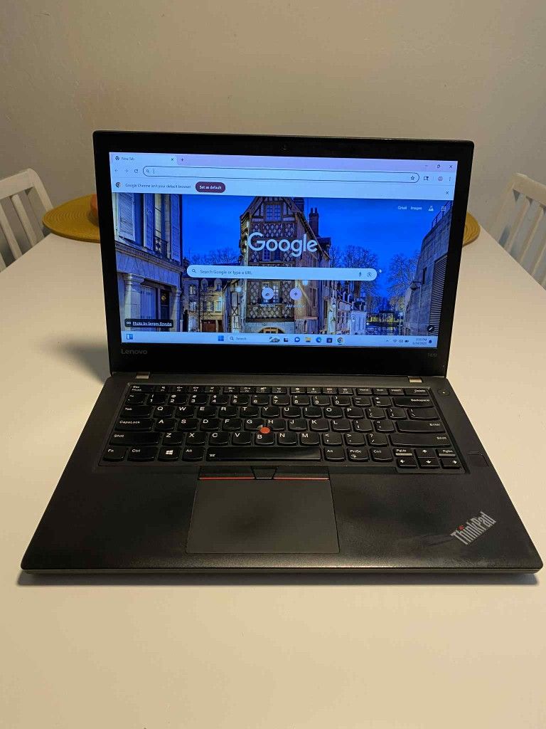 Lenovo ThinkPad T470 Laptop touchscreen. i5 7300U 2.60GHZ 14" HD 8GB Ram
256GB M.2
Windows 11. Microsoft office installed. Nothing wrong with. ** NO