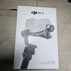 DJI RS 3 Camera Stabilizer