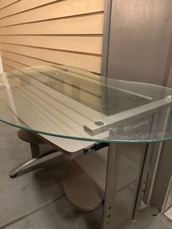 FREE Desk!