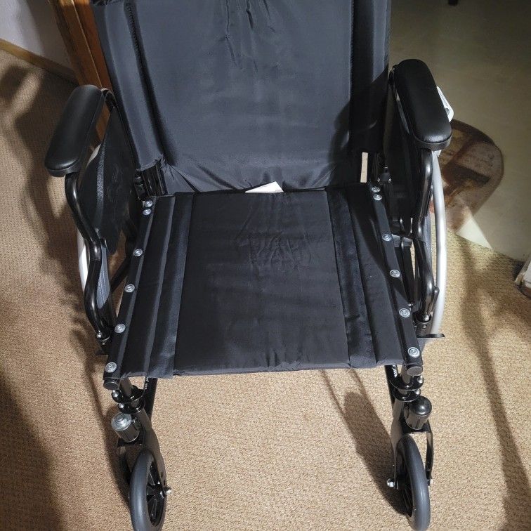 Invacare Tracer SX5 wheelchair