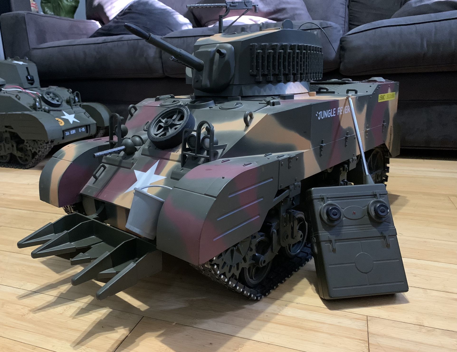 21st Century Toys 1/6 M5 Stuart “ Jungle Fever” Remote Control Tank