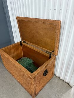 Wood chest Storage Bench with lift- Top
