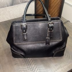 🖤 Authentic Coach Black Leather Satchel – Classic & Chic 🖤
