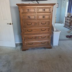 Thomasville 4 piece bedroom bed set