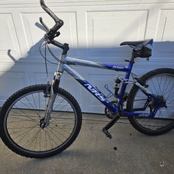 GIANT NRS3. old School 