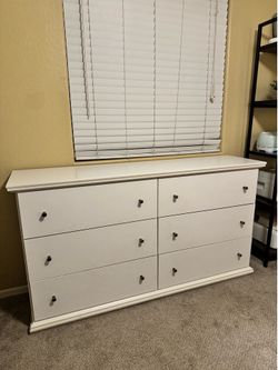 White 6-Drawer Double Dresser