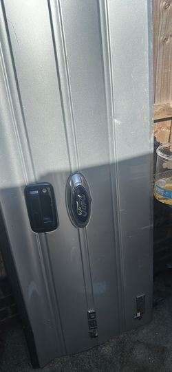 Ford tailgate