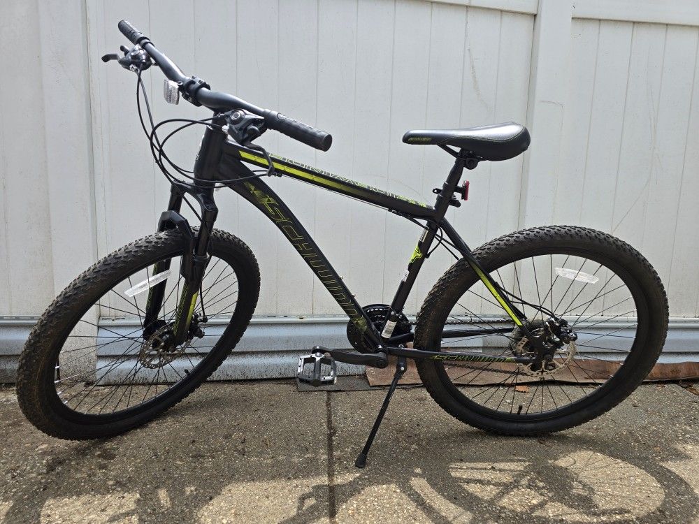 Schwinn Sidewinder Mountain Bike