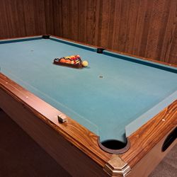 8 Ft Pool Table