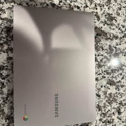 Samsung Chromebook Laptop – Works Great w/ Charger & Box