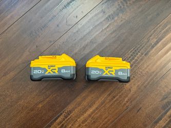 New 20V Dewalt 8Ah Powerpack Battery