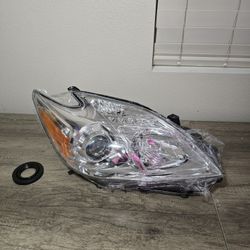 Toyota prius 12-15 right headlight