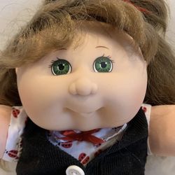 Cabbage Patch Kids First Edition Doll with Green Eyes by Mattel 1995