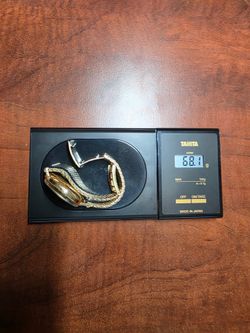 RARE Vintage 18K Gold Swiss Watch