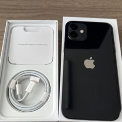 iPhone 12 Unlocked/ Liberado 