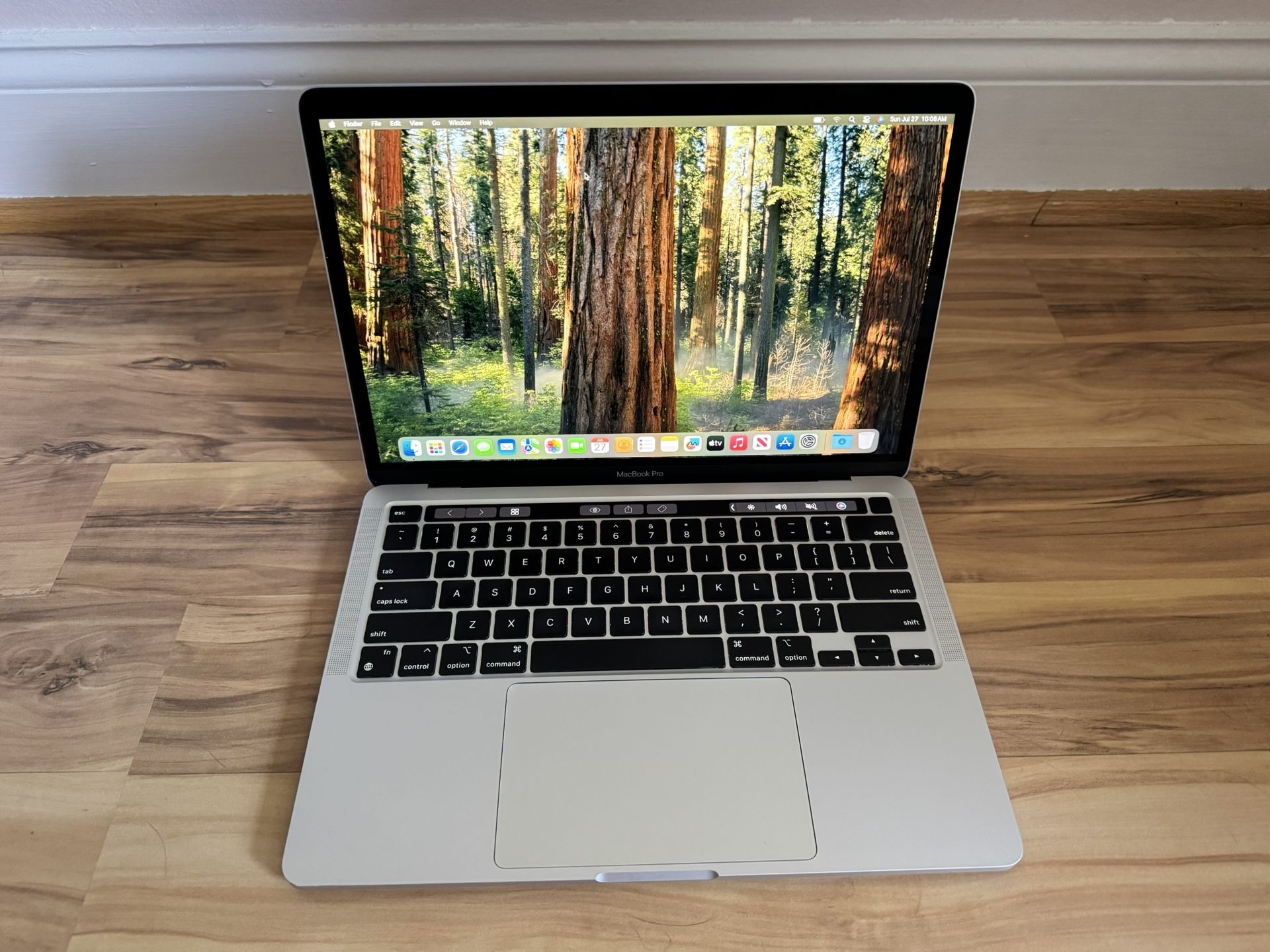 2020 MACBOOK PRO 13 Inch! M1 CHIP! 16 GB Ram, 256 GB