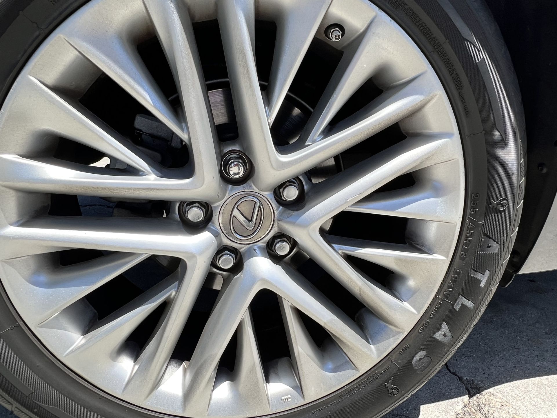 4 18in LEXUS RIMS W/ TIRES for Sale in Carson, CA OfferUp