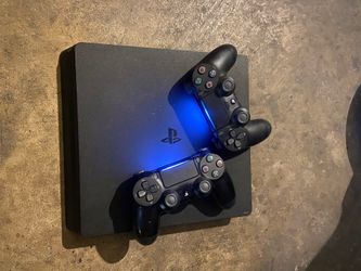 Slim PS4