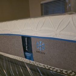 Colchón King Size Tempur Pedic Luxe Breeze Firm 