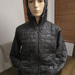 Patagonia Nano Puff Hooded Insulated Jacket Men's Size  L and XL