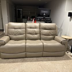 Reclining sofa - Needs To Go This Week!!!!