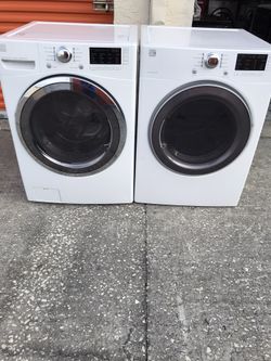 Kenmore washer and dryer electric set