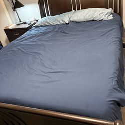 Sleigh Bed Frames Quality and Good Condition 