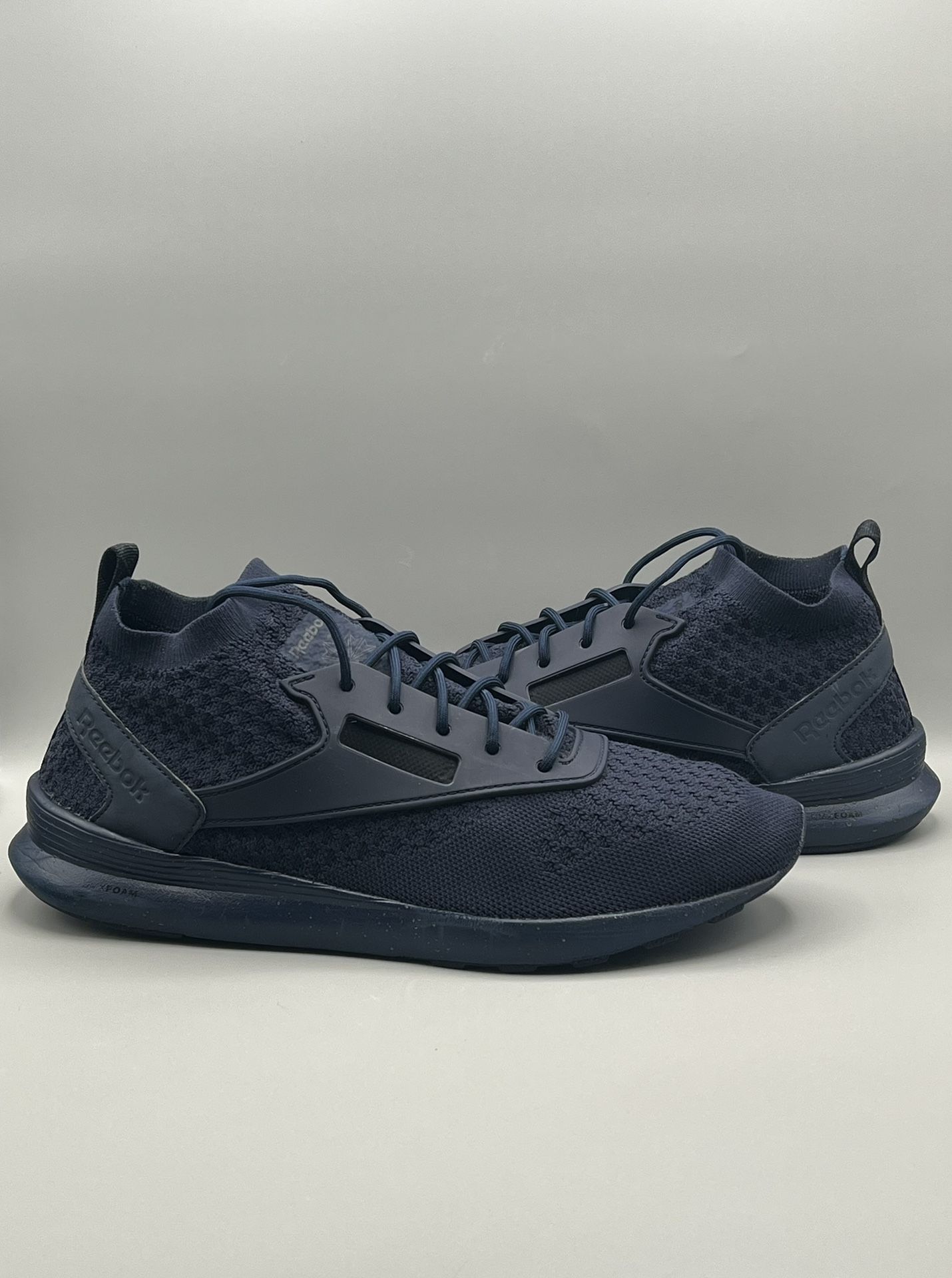 Reebok Zoku Runner Ultraknit Navy Blue Slip On Shoes - Men’s Size 11 (BS9115)