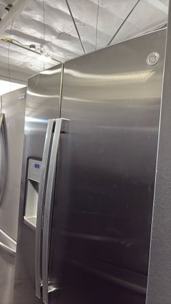 GE side-by-side refrigerator