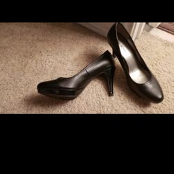 High heels size 10
