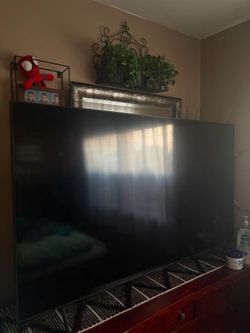 Samsung 65" Series 7 Smart TV (UN65TU7000)