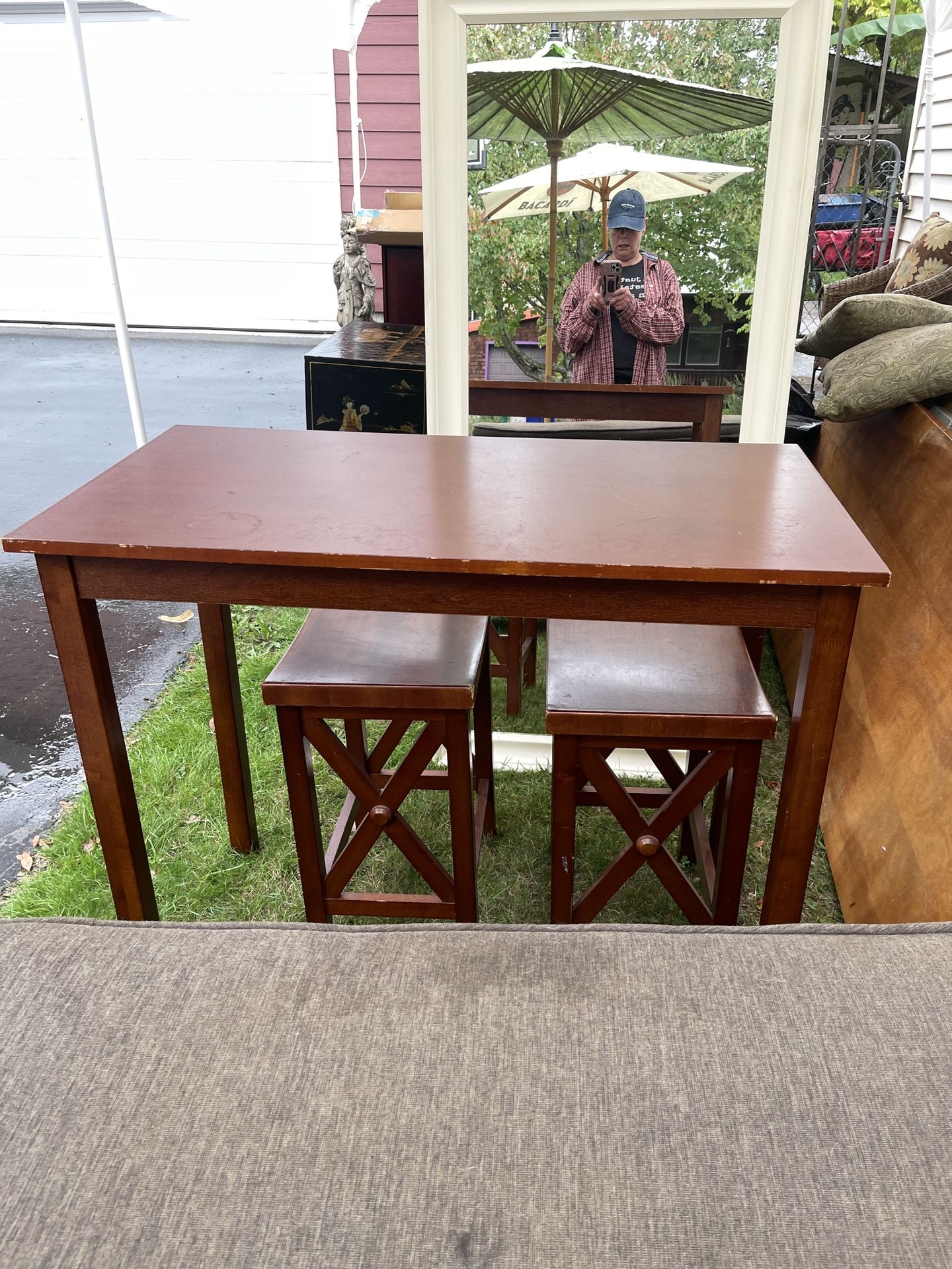Pub Style Dinning Table With Two Stools