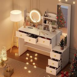 Pamapic Full-Length Mirror Vanity Desk with Lights and Jewelry Storage Cabinet, Golden Handles Makeup Vanity with 6 Drawers, 7 Compartments, 3 Lightin