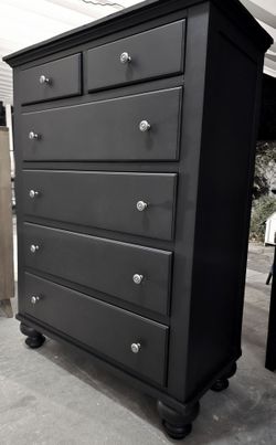 Beautiful tall dresser!!