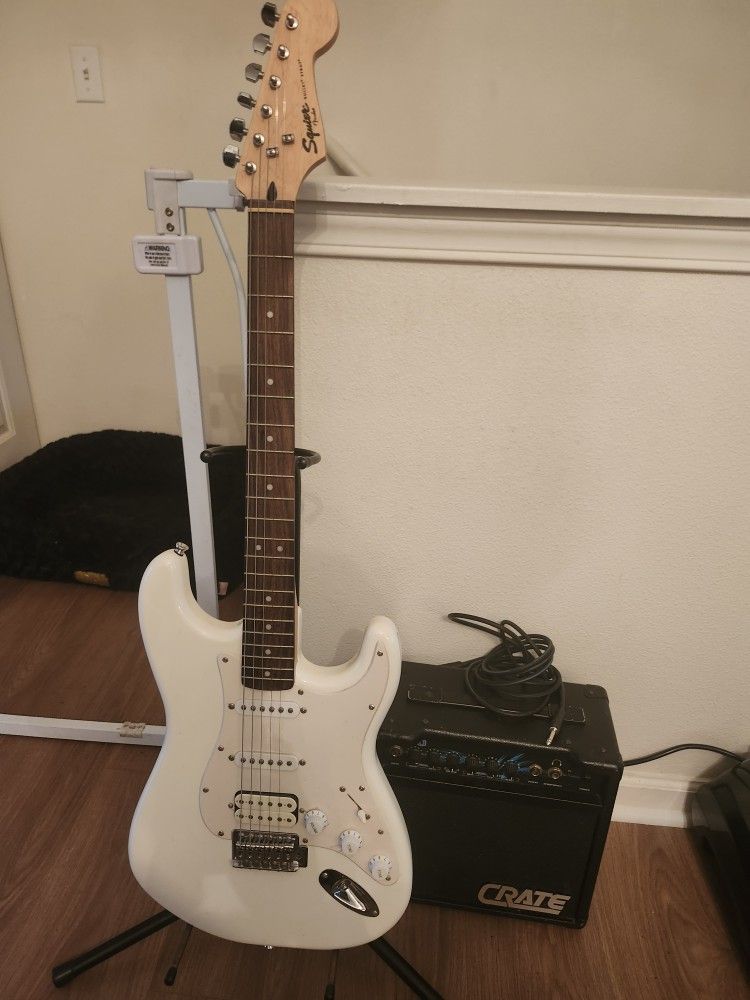 Fender Squier And Amp