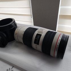 Canon Lens EF 70 - 200 f4L IS LIKE NEW!!