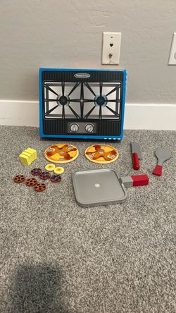Melissa and Doug pancake set
