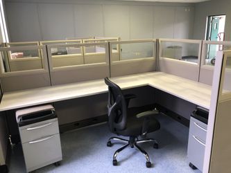 Herman miller ao2 stations 6 by 8