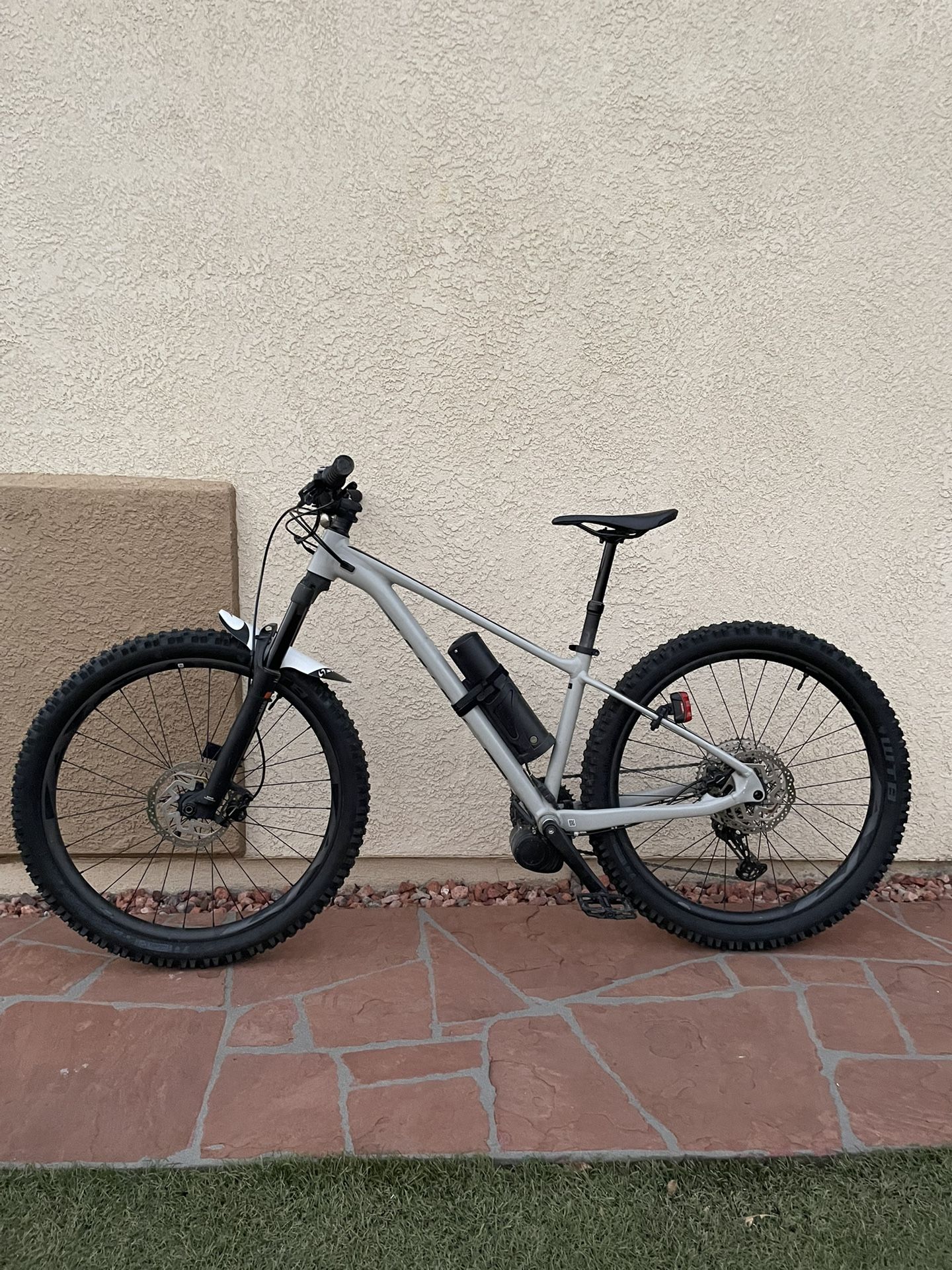 Giant Fathom Mountain Bike 