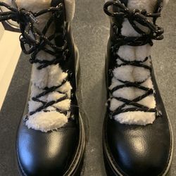 Tommy Hillfiger Black Boots With Faux Fur Lining