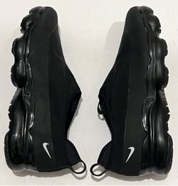 Nike Vapormax men’s  Moc Roam Black - DZ7273-001 MT. Size -9.  Excellent condition.
