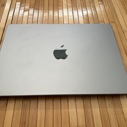 MacBook Pro 14 Inch (late 2021)