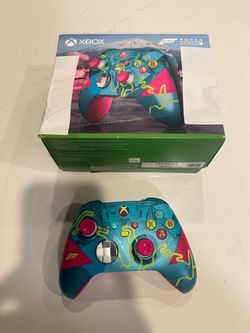 Xbox Wireless Controller Forza Horizon 6 Special Edition( Used -Mint Condition)