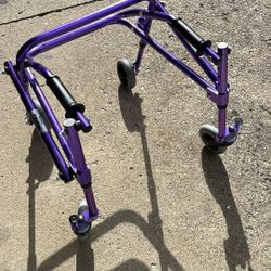 Toddler’s Nimbo Walker