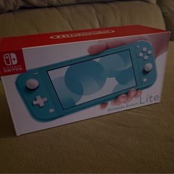 Turquoise Nintendo Switch Lite